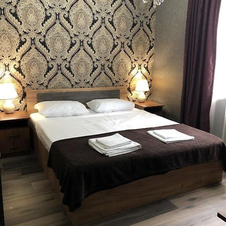 Гостевой Дом Siella Hotel Sukhumi Luaran gambar