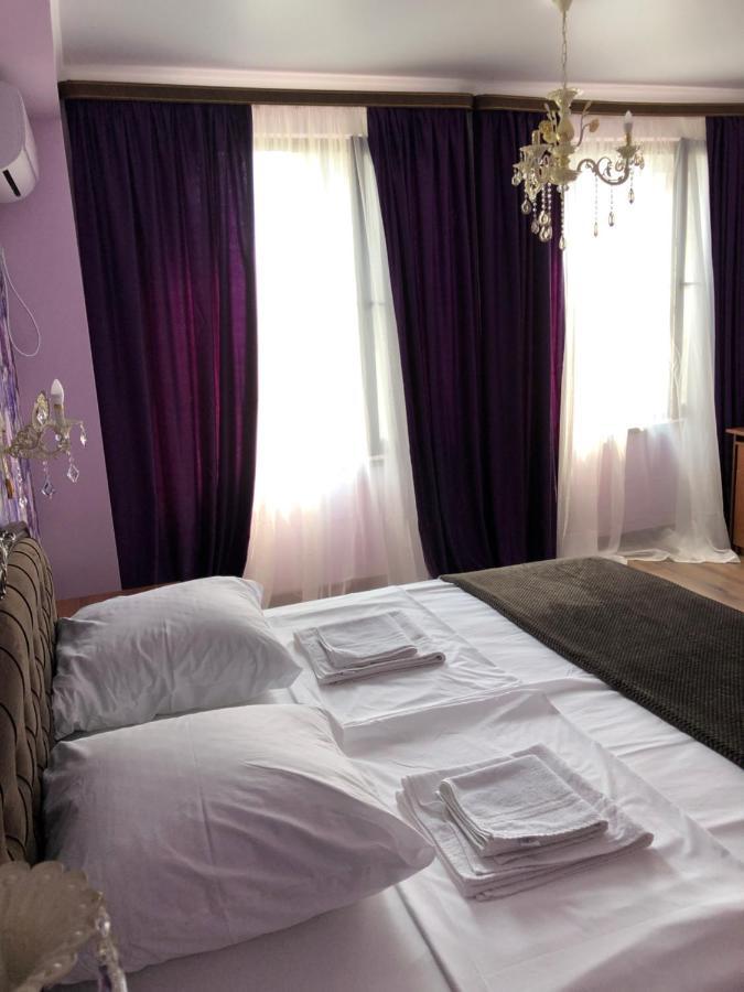 Гостевой Дом Siella Hotel Sukhumi Luaran gambar