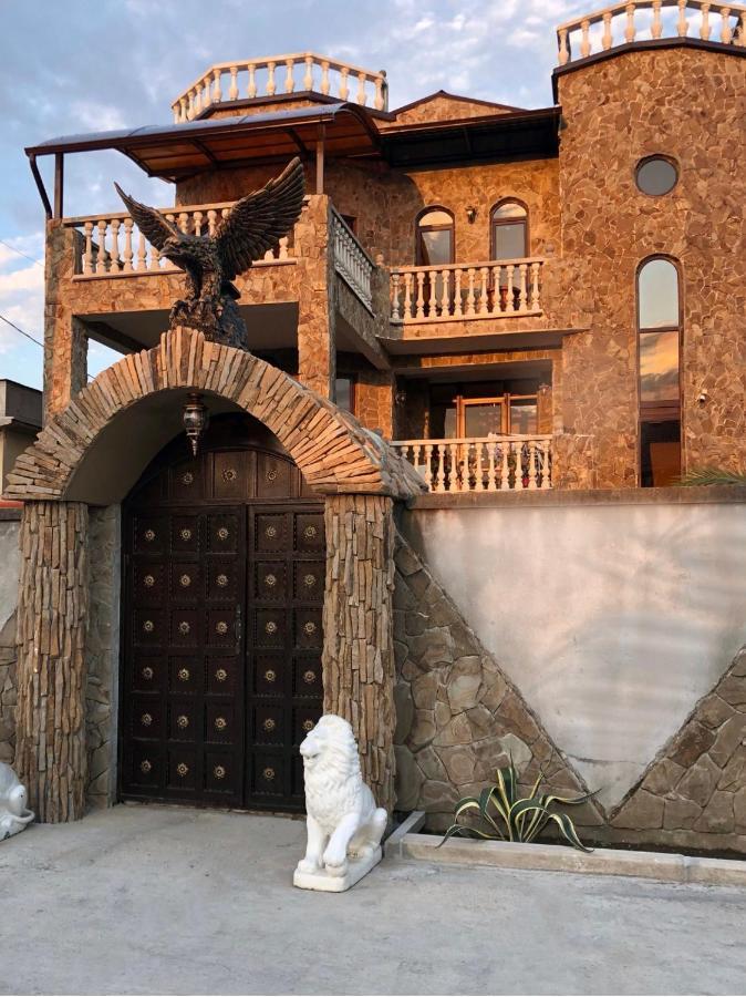 Гостевой Дом Siella Hotel Sukhumi Luaran gambar