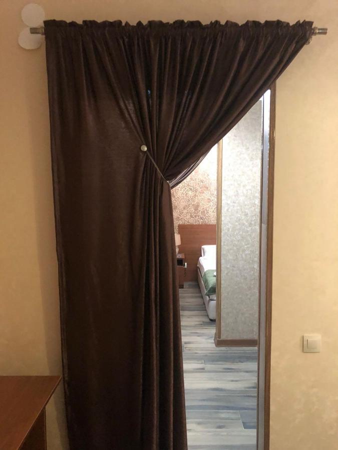 Гостевой Дом Siella Hotel Sukhumi Luaran gambar