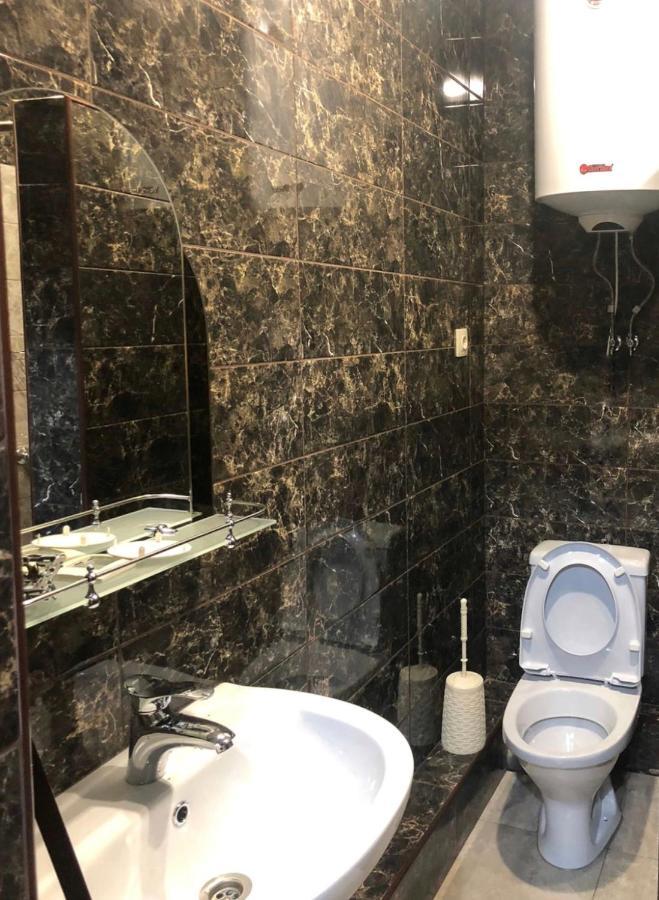 Гостевой Дом Siella Hotel Sukhumi Luaran gambar