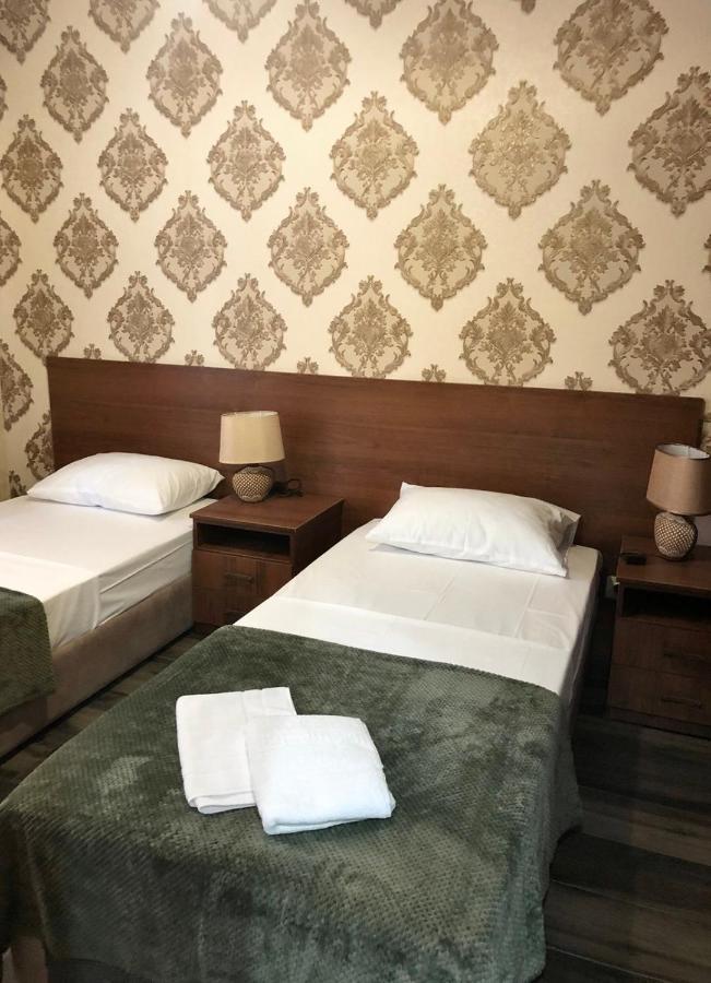 Гостевой Дом Siella Hotel Sukhumi Luaran gambar