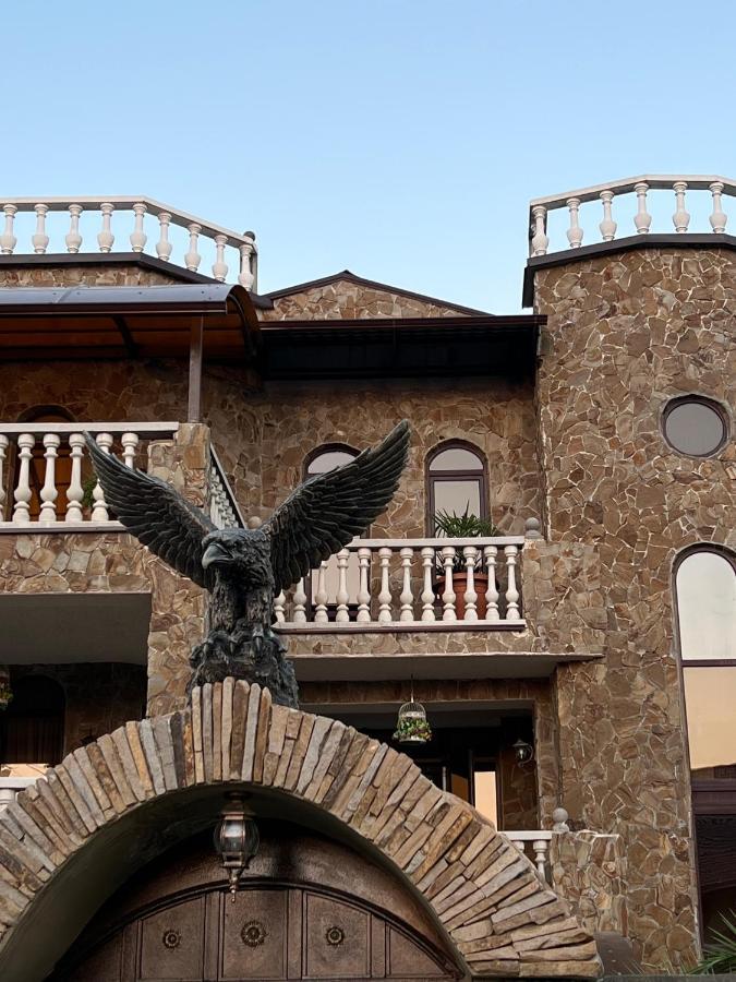 Гостевой Дом Siella Hotel Sukhumi Luaran gambar