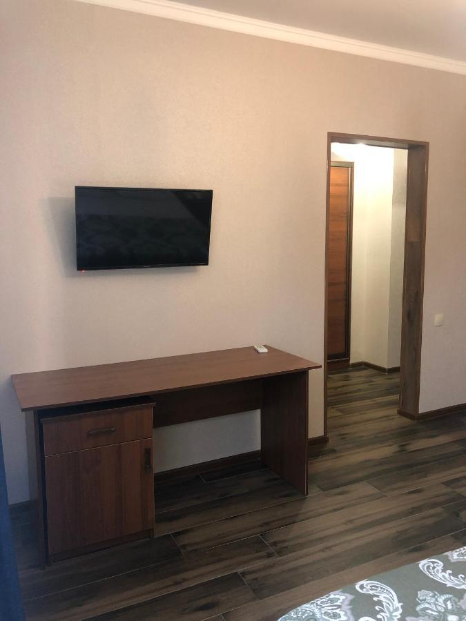 Гостевой Дом Siella Hotel Sukhumi Luaran gambar